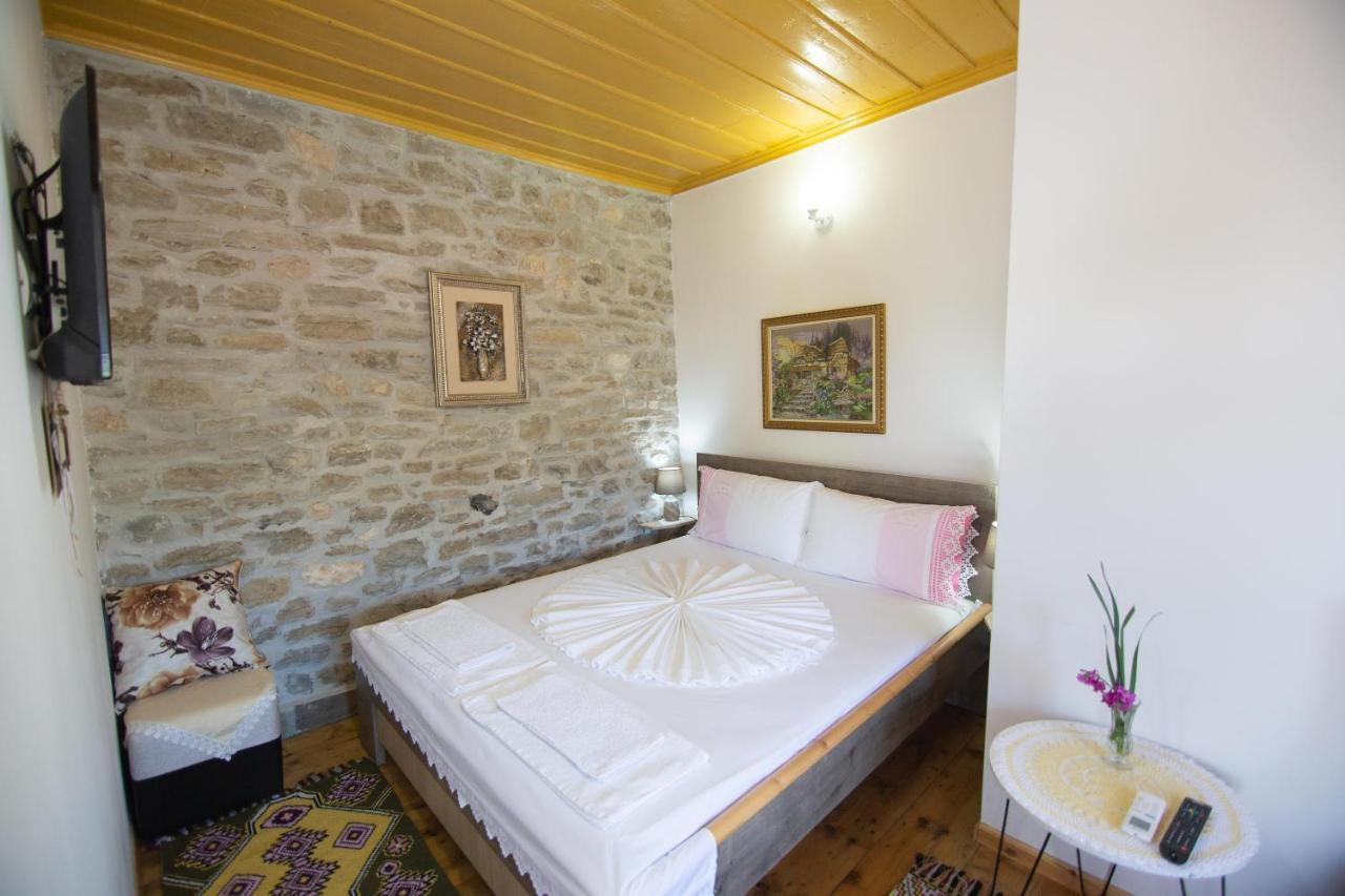 The Mosaic House - Shtepia Me Mozaik Ξενοδοχείο Πρεμετή Εξωτερικό φωτογραφία